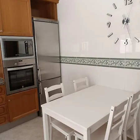 Bonito Adosado En Zona Muy Tranquila *