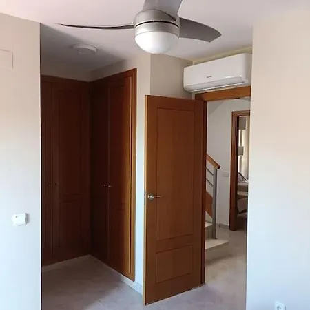 Bonito Adosado En Zona Muy Tranquila Holiday home *